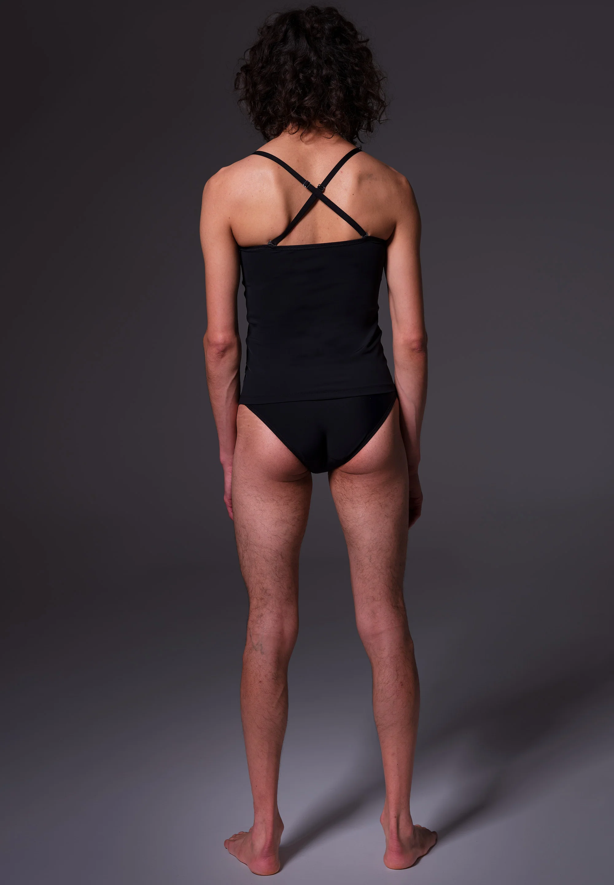 Enhancing Cami Top black - Image 3